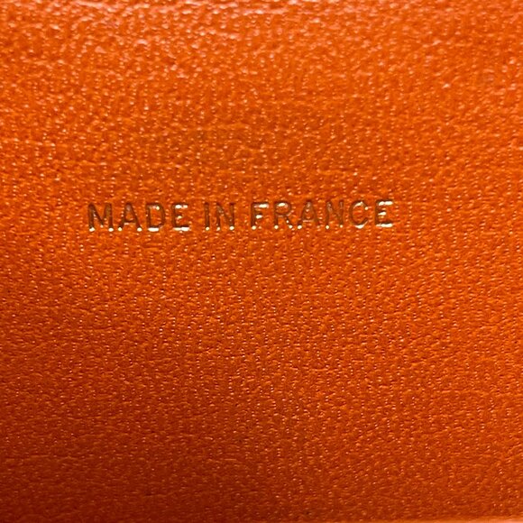 CHANEL Coco Mark Vintage Series 7 Orange Leather Compact Wallet - Preowned - Picture 13 of 16